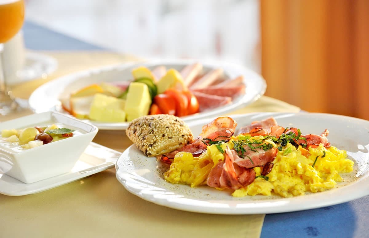 Fr&uuml;hst&uuml;cken mit Genuss im Hotel Sonnschupfer